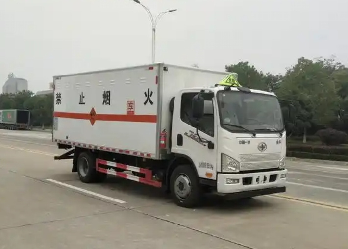 曲江爆破器材运输车可以上高速吗？